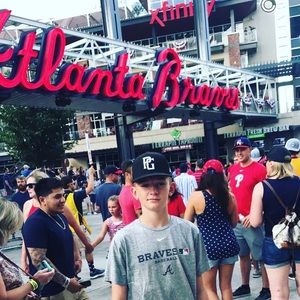 Meet your Posher, Trace